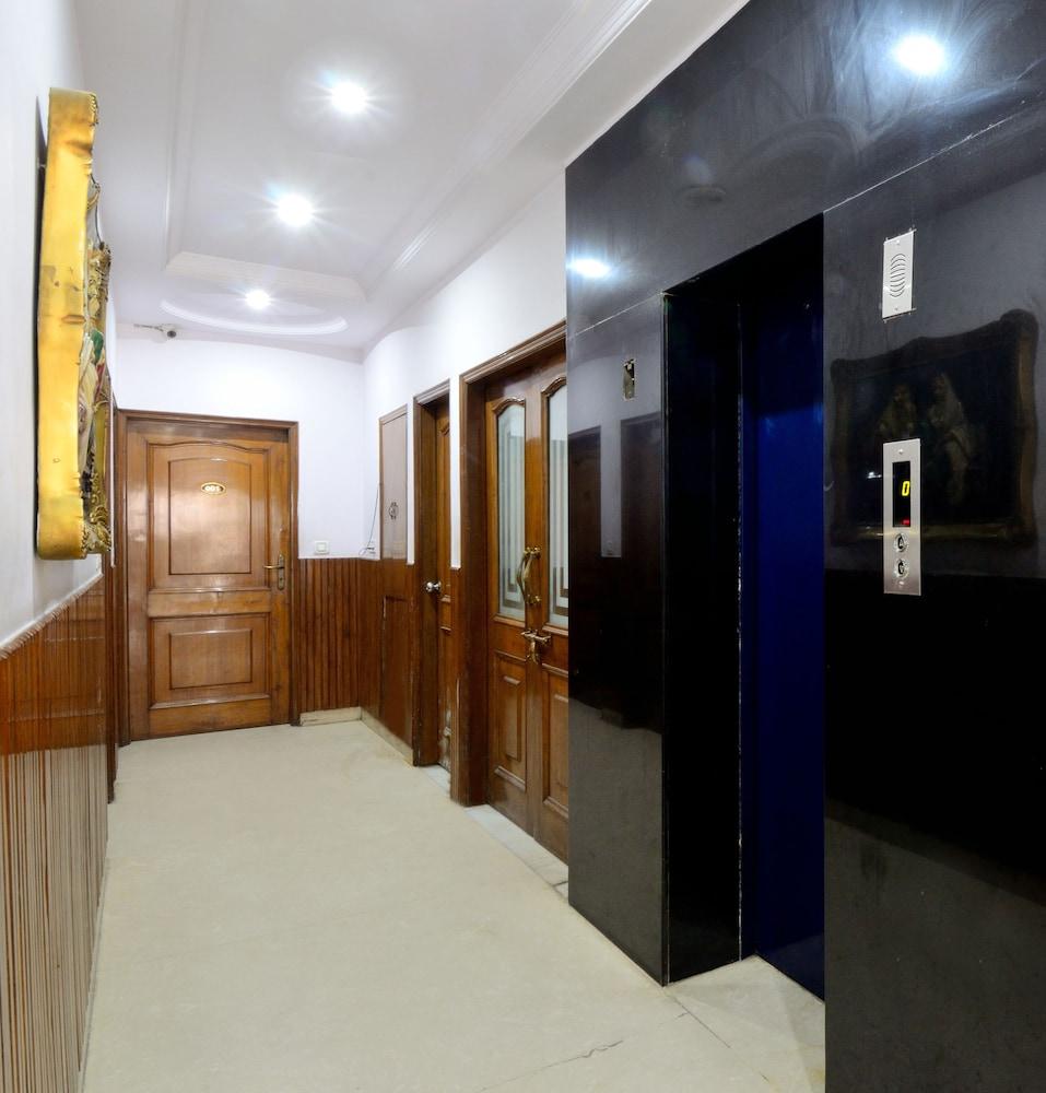 Hotel Pablas International, New Delhi, Near Metro Dış mekan fotoğraf