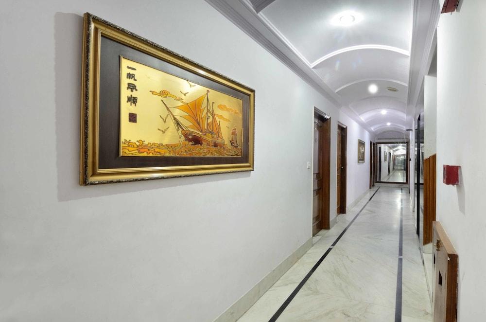 Hotel Pablas International, New Delhi, Near Metro Dış mekan fotoğraf