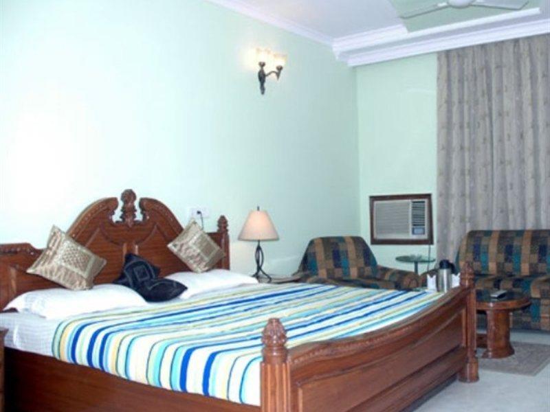 Hotel Pablas International, New Delhi, Near Metro Dış mekan fotoğraf
