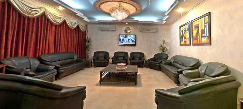 Hotel Pablas International, New Delhi, Near Metro Dış mekan fotoğraf