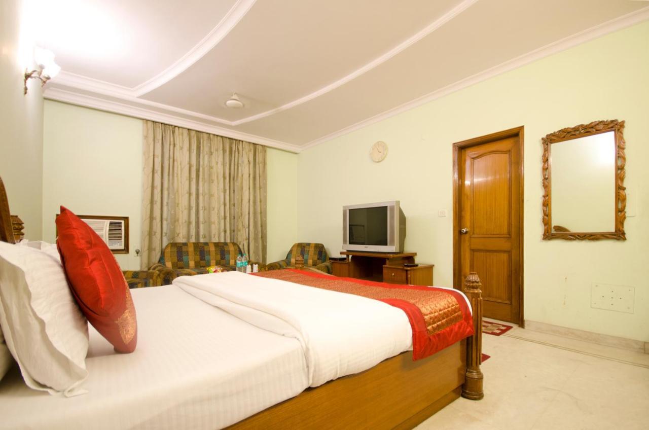 Hotel Pablas International, New Delhi, Near Metro Dış mekan fotoğraf