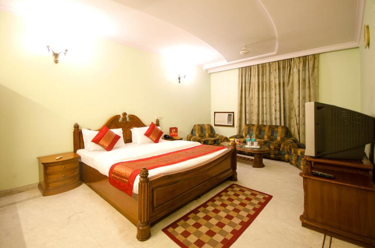 Hotel Pablas International, New Delhi, Near Metro Dış mekan fotoğraf